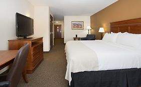 Holiday Inn Express & Suites Trinidad By Ihg